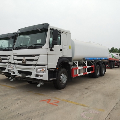 ISO9000 인증 Sinotruk HOWO 4X2/6X4/8X4 스프링클러 물 트럭 사용 물 탱크 트럭