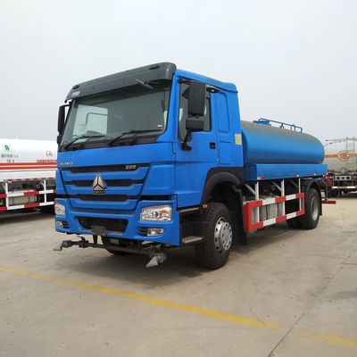 시노트루크 HOWO 물 탱크 트럭 4X2/6X4/8X4 400L 연료 탱크와 LHD/Rhd 운전 유형