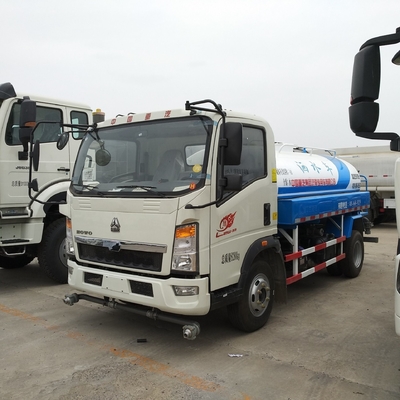 시노트룩 HOWO 4X2/6X4/8X4 물 보저 탱크 판매 후 서비스와 함께 물 트럭 사용
