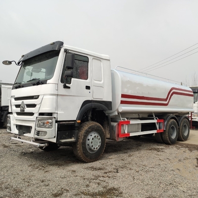 1X9000 Kgs 앞축 유로 2 시노트럭 HOWO 4X2/6X4/8X4 폐수 스프링클러 트럭
