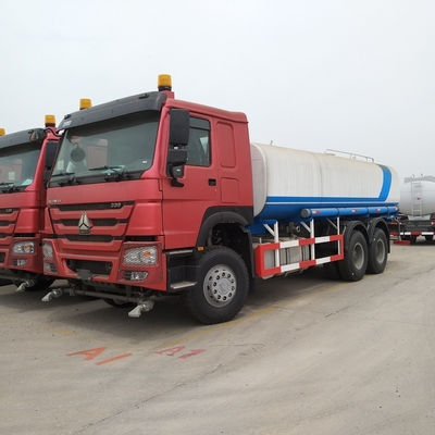 사용자 정의 Sinotruk HOWO 4X2/6X4/8X4 20000 리터 탱크 용량으로 사용 된 물 트럭
