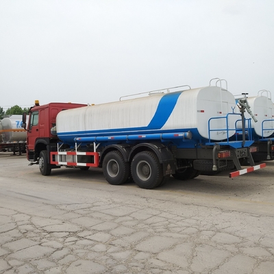 사용자 정의 Sinotruk HOWO 4X2/6X4/8X4 20000 리터 탱크 용량으로 사용 된 물 트럭