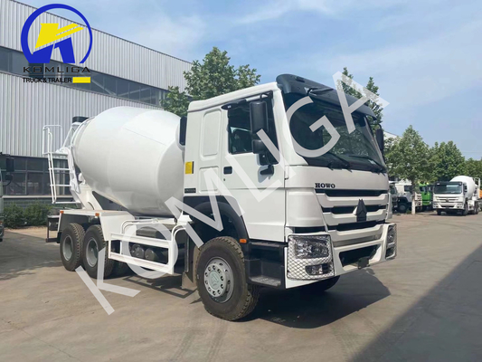 좋은 상태와 높은 엔진 용량으로 사용 된 Sinotruk 6X4 콘크리트 혼합 트럭