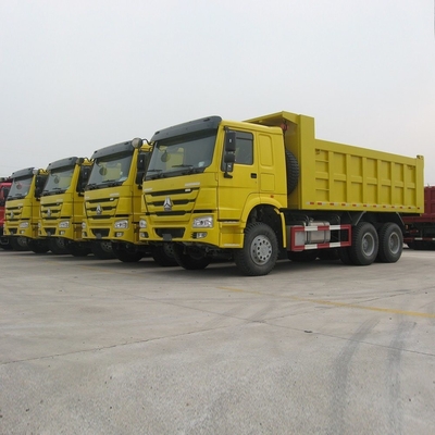 시노트루크 HOWO 8X4 371HP 수동 변속기와 함께 사용 된 노란색 덤프 트럭