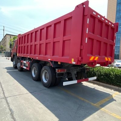 351-450hp HOWO 8X4 12 바퀴와 300L 연료 탱크와 함께 무거운 직무 덤퍼