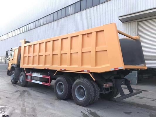 351-450hp HOWO 8X4 12 바퀴와 300L 연료 탱크와 함께 무거운 직무 덤퍼