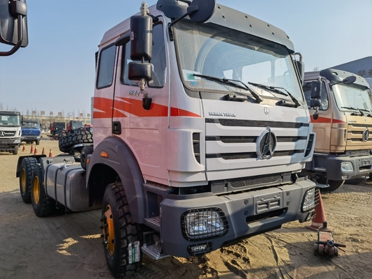 Beiben 6X4 트랙터 헤드 90 단방향 다섯 번째 바퀴와 ECE 인증 타이어