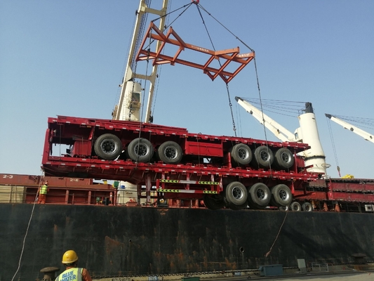 3 축 평면 반 트레일러와 315/80r22.5 타이어로 운송이 쉬워졌다