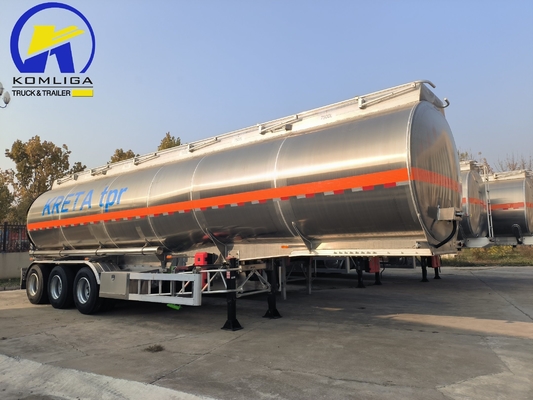 3 축 Sinotruk 45000 리터 가벼운 효율과 성능을위한 펠 탱크 반 트레일러