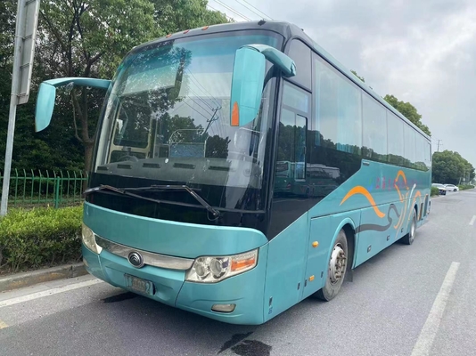 지붕에 장착된 A/C 22000kcal/H 및 디젤 연료 31-50 좌석 디자인으로 고급 코치 버스