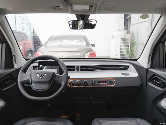 소형 에너지 4 휠 전기 SUV 자동차 80000 100000 Km 배터리와 Nedc 맥스 범위